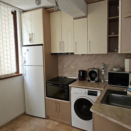Д И В 1 - D & V 1 Apartment Sandanski Ngoại thất bức ảnh