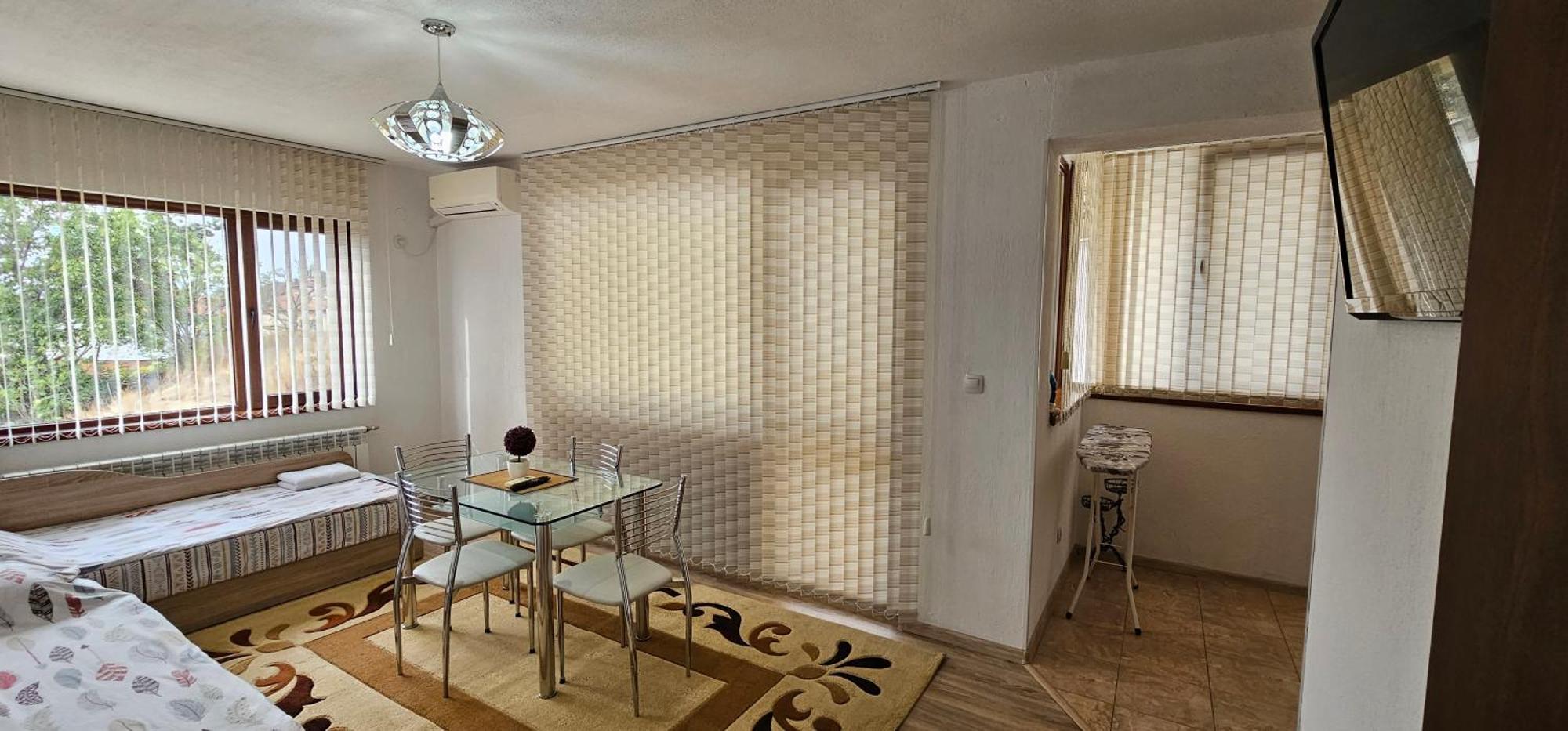 Д И В 1 - D & V 1 Apartment Sandanski Ngoại thất bức ảnh