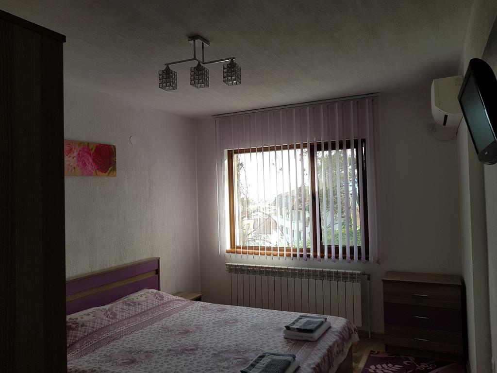 Д И В 1 - D & V 1 Apartment Sandanski Ngoại thất bức ảnh